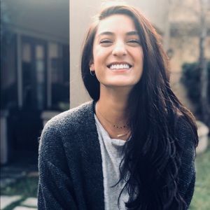 Meet your Posher, Elyse